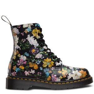 Dr marten pascal black Darcy floral leather boots